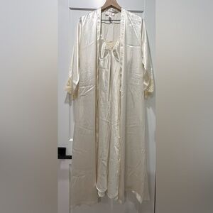 Oscar de la Renta Pink Label Satin Robe & Slip Set Ivory Lace Mixed Sizes M/L